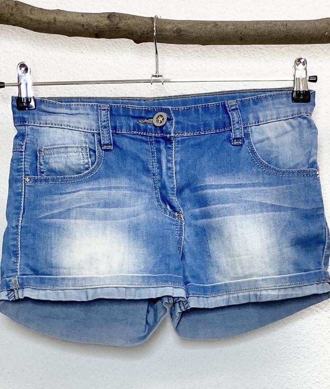 Short Fille 14 ans