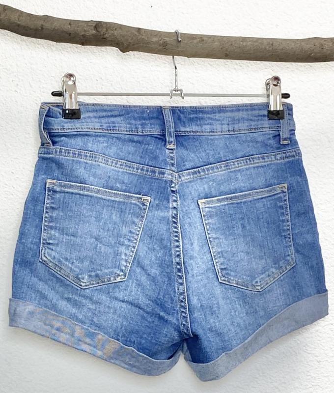 Short Fille 14 ans