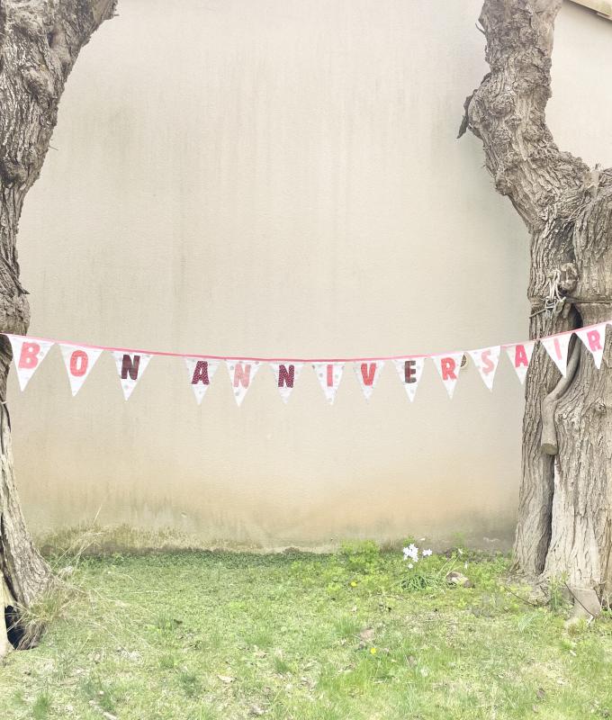 GUIRLANDE ANNIVERSAIRE Troc&Mode kids